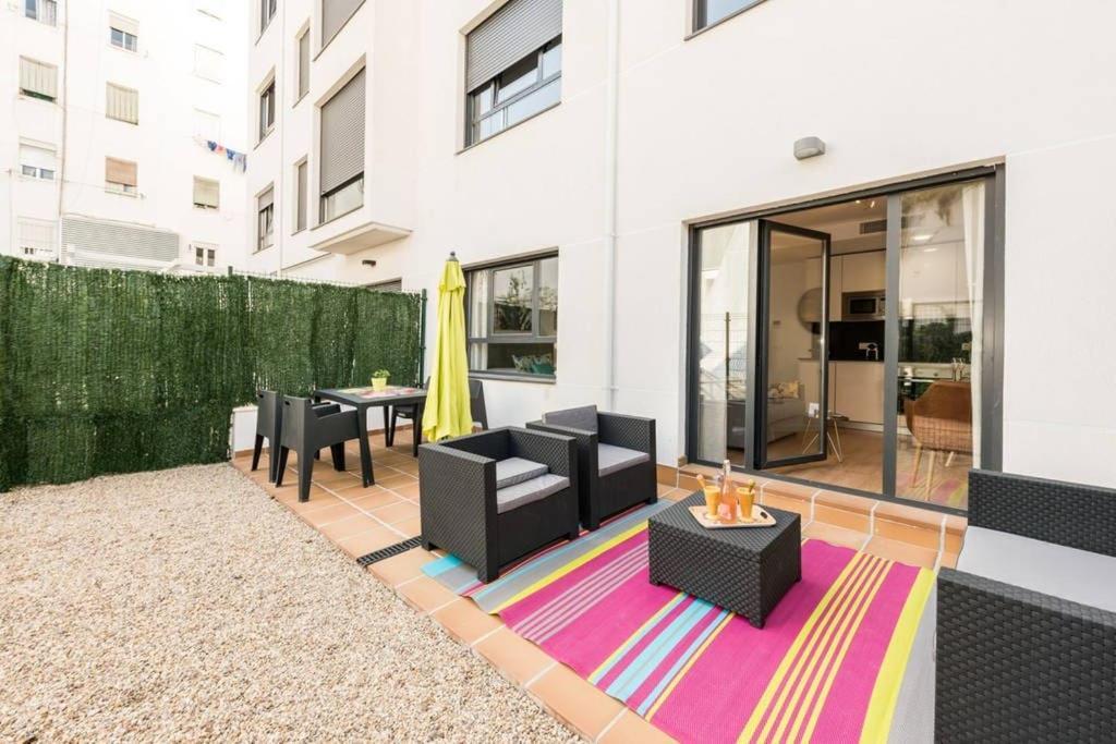 Chamberi Con Jardin C By Regalatemadrid, Madrid